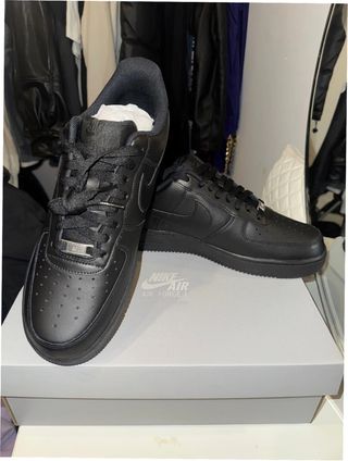Nike Air Force 1 Low '07 Negras Talla 38