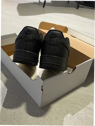 Nike Air Force 1 Low '07 Negro Talla 44