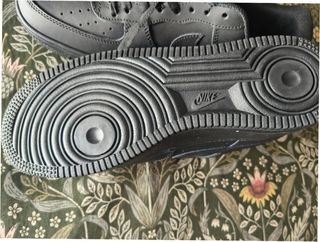 Nike Air Force 1 Low '07 Negro Talla 44