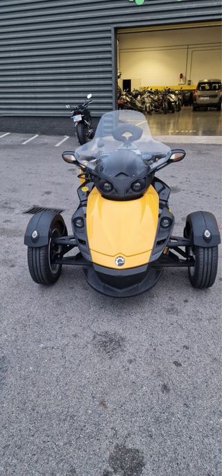 Can-Am Spyder RT Rotax 990