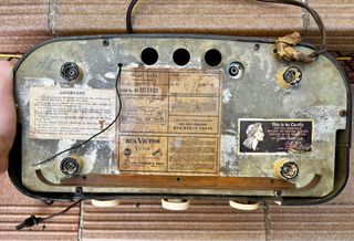 Rádio RCA VICTOR Vintage Beige y Marrón