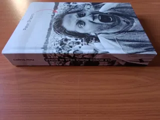 LA MÚSICA NUNCA DEJA DE SONAR