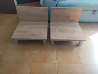 Mesitas japonesas color Nogal. 10€ las dos.