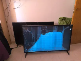 2 TV LG Pantalla Rota 50 pulgadas