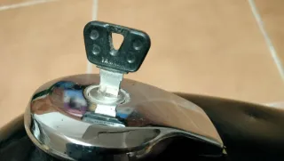 Depósito Yamaha SR 250 Special Negro