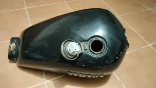 Depósito Yamaha SR 250 Special Negro