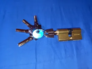 Bombín Tesa 6cm (3+3cm) con 5 llaves