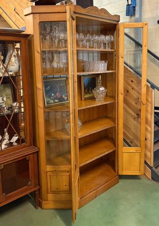 Vitrina Provenzal Madera y Cristal