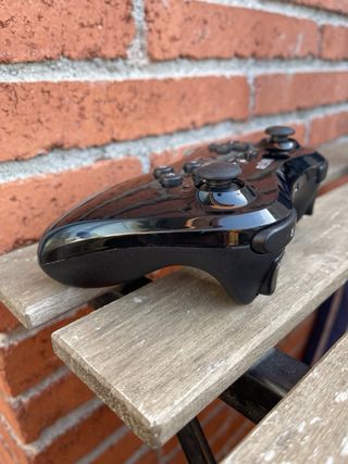 Mando Pro Wii U Negro