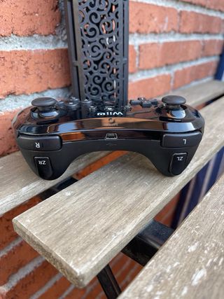 Mando Pro Wii U Negro
