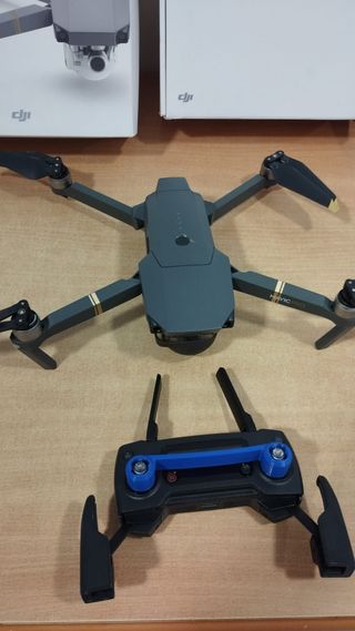 Dron DJI Mavic Pro 1