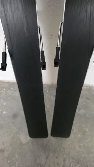 Esquís Van Deer 167