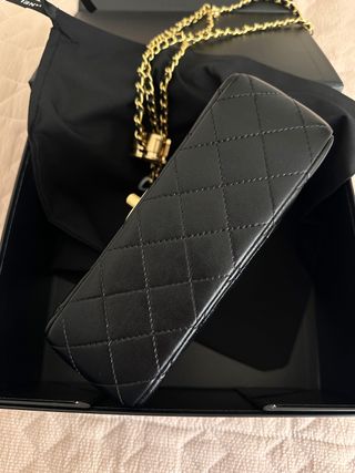 Chanel Negro y Dorado