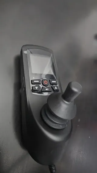 Silla de ruedas eléctrica plegable