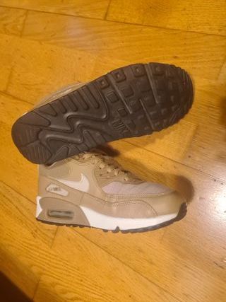 Zapatillas Nike Air Max 90 Essential Beige