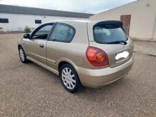 Nissan Almera 2005