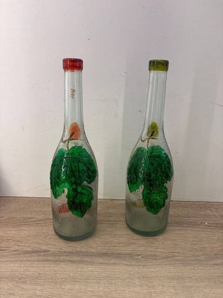 2 BOTELLAS DECORADAS