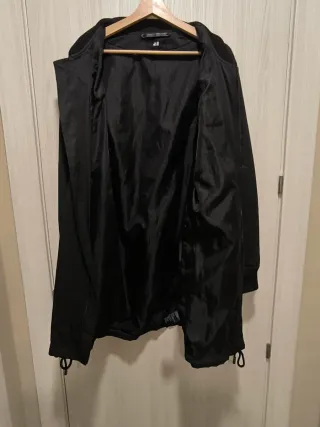 Gabardina Bomber Negra H&M Talla M