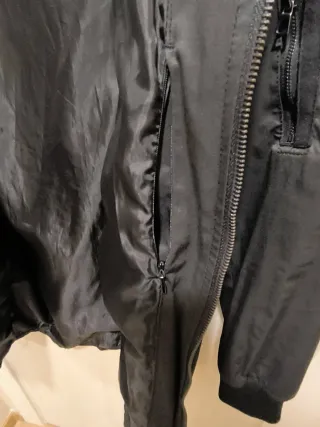 Gabardina Bomber Negra H&M Talla M