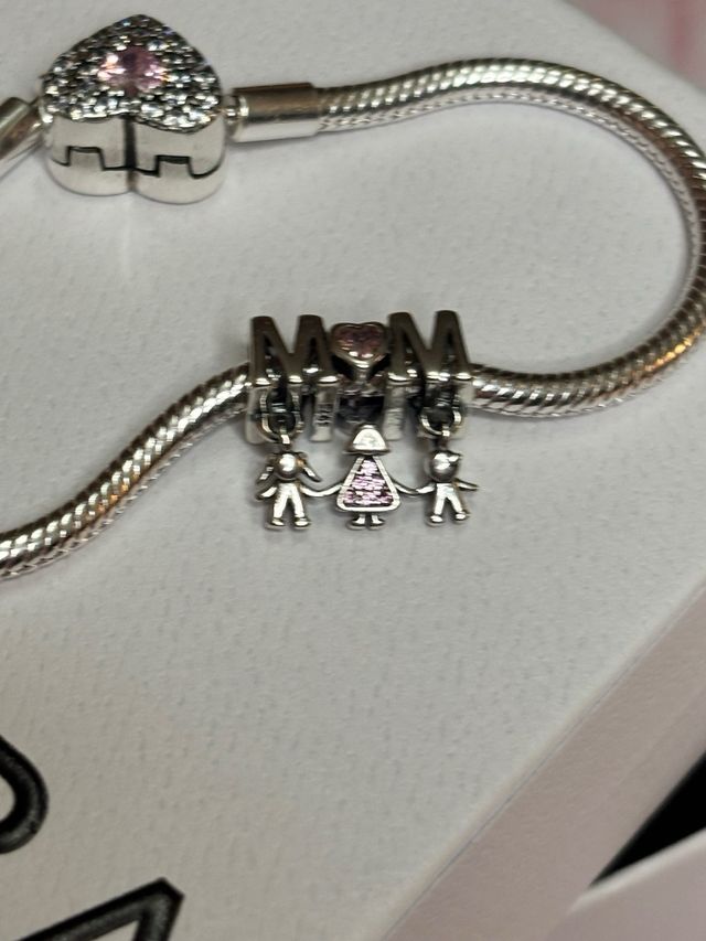 Conjunto Pulsera, Anillo Corazón y charn Mom