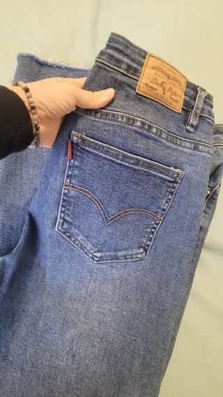 Pantalón vaquero azul medio