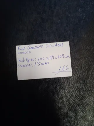 Piel Genuina Azul Marino, 16€.