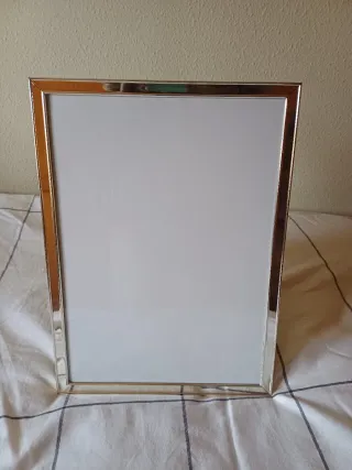 Marco de fotos metálico plateado nuevo, 32x23,5 cm