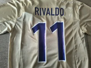 Camiseta FC Barcelona Retro Nike 2002