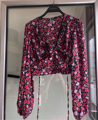 Blusa floral Bershka M