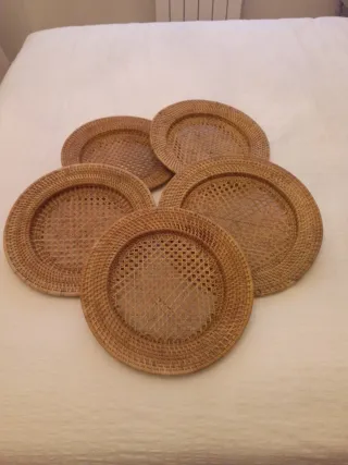 Bajoplatos de ratán natural (Set de 5)