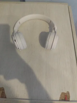 Cascos Bluetooth Blancos