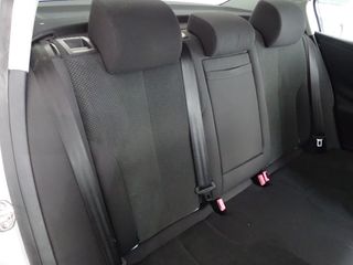 Volkswagen Passat 1.9 Tdi 105 cv