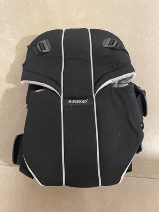 Mochila Porta Bebé Miracle BabyBjörn. Semi nueva