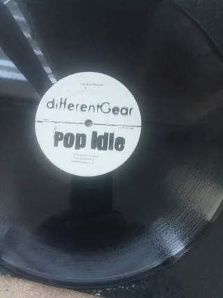 Different Gear - Pop Idle - LazyEye Records