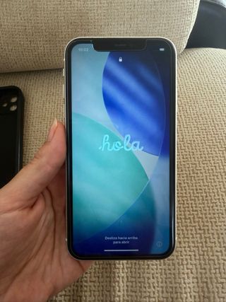 iPhone 11 64GB Bianco + 2 Custodie + Protezioni