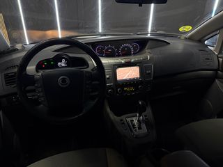 SSANGYONG RODIUS 2.0 TD XDI PREMIUM