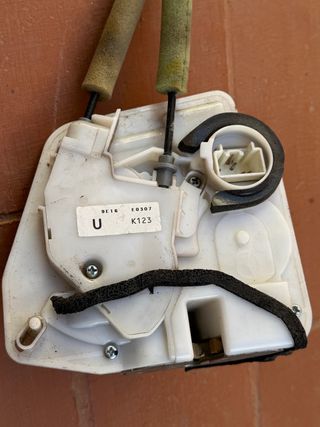 4 Cerraduras Puerta Mazda CX5 2020 9L09E0025