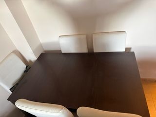 Mesa comedor extensible Ikea madera oscura