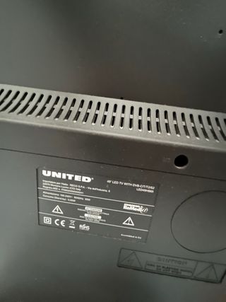 TV LED United 49 DVB-C/T/T2/S2