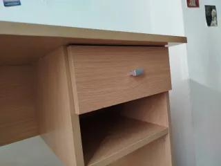 Escritorio de estudio madera claro