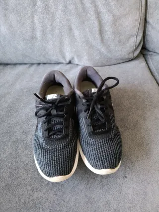 Tenis Nike Negros Talla 36