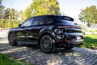 Porsche Cayenne S HYBRID 2024