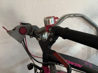 Bicicleta B'Twin Negra y Rosa