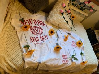 Camisetas chic blancas y azules Chic@s