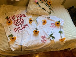 Camisetas chic blancas y azules Chic@s