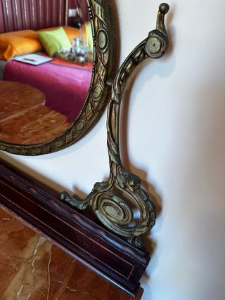 Tocador Isabelino con espejo