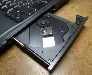 IBM Thinkpad A22n Portátil Retro Pentium 3