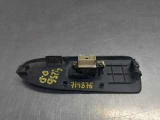 MANDO ELEVALUNAS DELANTERO DERECHO MAZDA 323 F/S