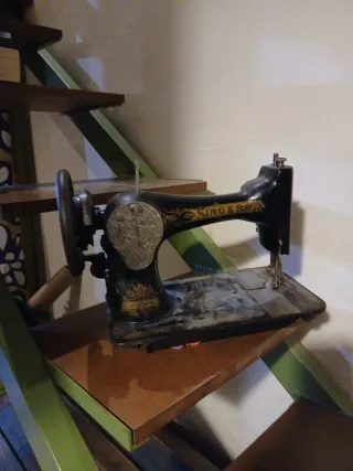 Máquina de coser Singer antigua