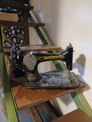 Máquina de coser Singer antigua